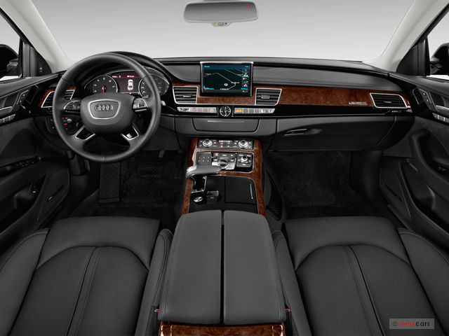 Audi A8 innen